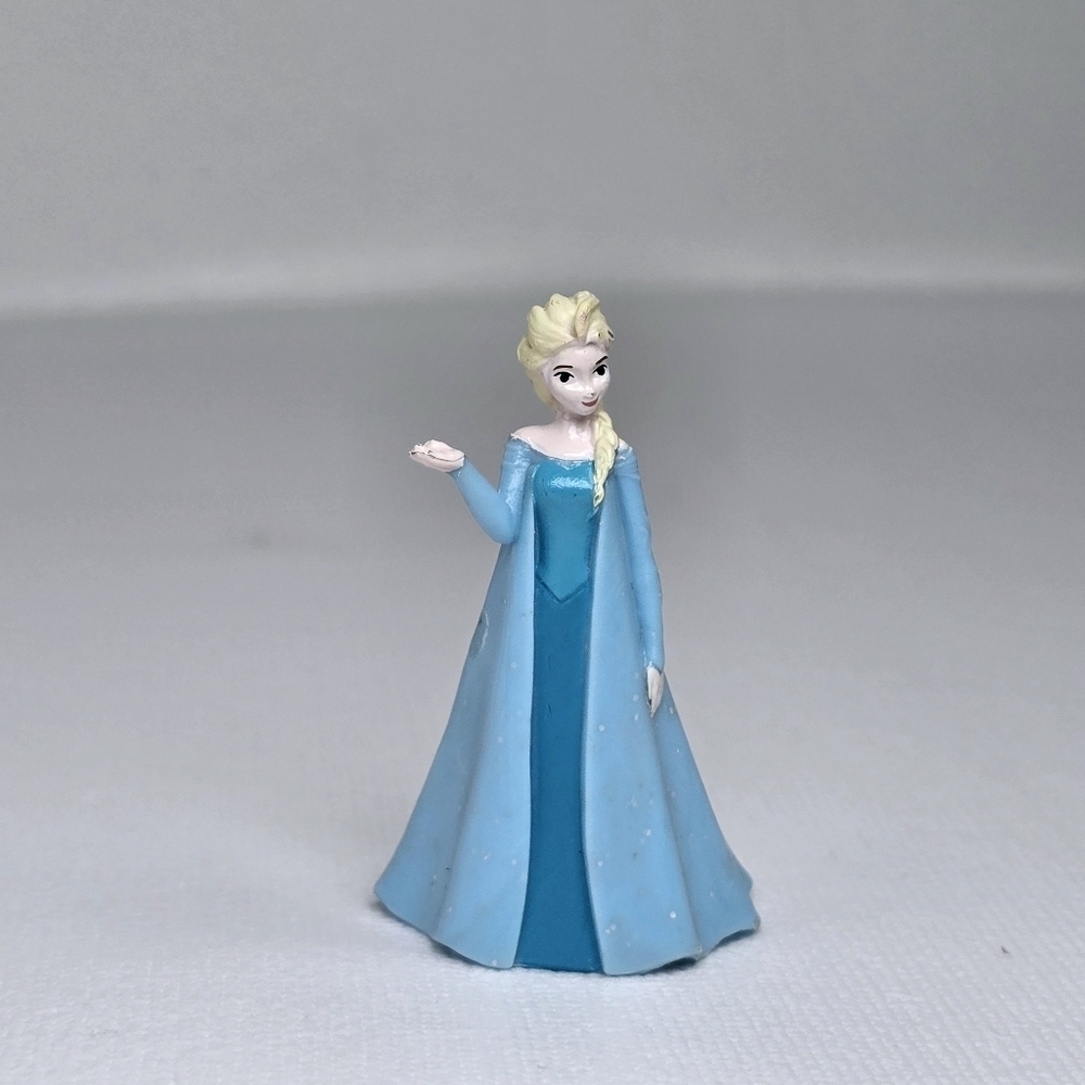 Disney Frozen Elsa 2" Action Figure Doll